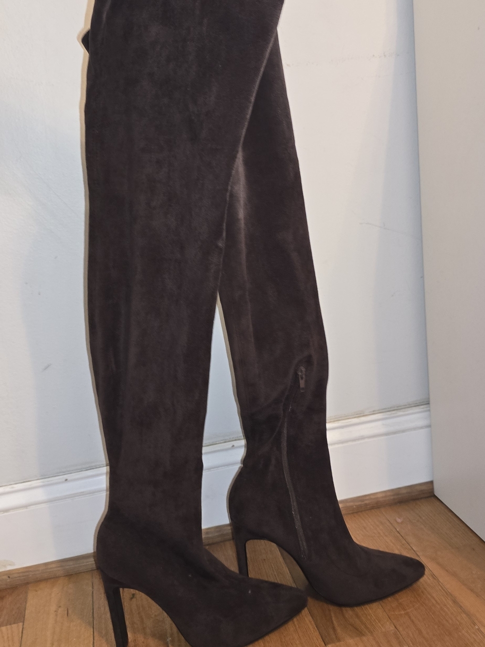 Women's Over-the-Knee Suede Stiletto Boots in Dark Brown